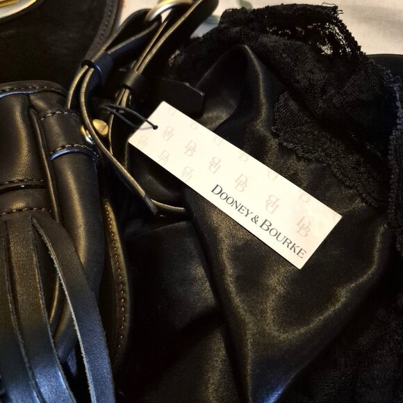 Vintage. Dooney and Bourke ,.FIONA Crossbody, mini saddlebag. NWOT, black. 2005 - Picture 6 of 13